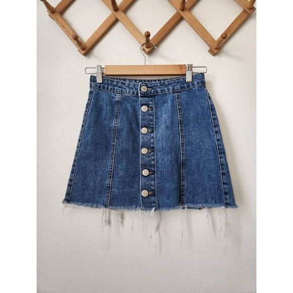 Aero high rise med‎ wash button front denim raw edge miniskirt 00 - Picture 1 of 5